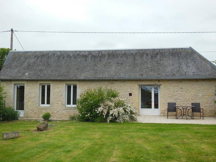 Location de vacances pour 3 personnes, avec jardin et vue, animaux acceptés à Longues-sur-Mer - 2