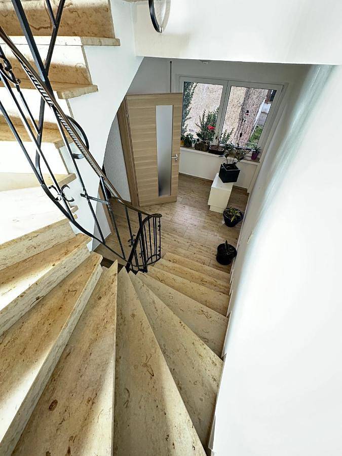 Ferienwohnung für 4 Personen, mit Terrasse in Münstermaifeld - 2