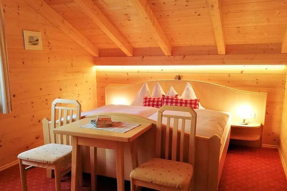Ganze Wohnung, Appartement Enzian - Seppenbauerhof in Heiligenblut, Bezirk Spittal an der Drau