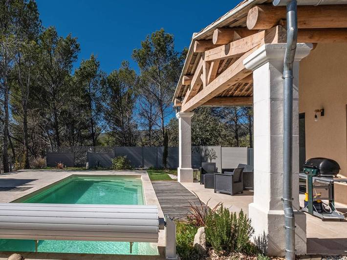 Casa de vacaciones con 2 dormitorios in Saint-Saturnin-lès-Apt, Parque natural regional del Luberon