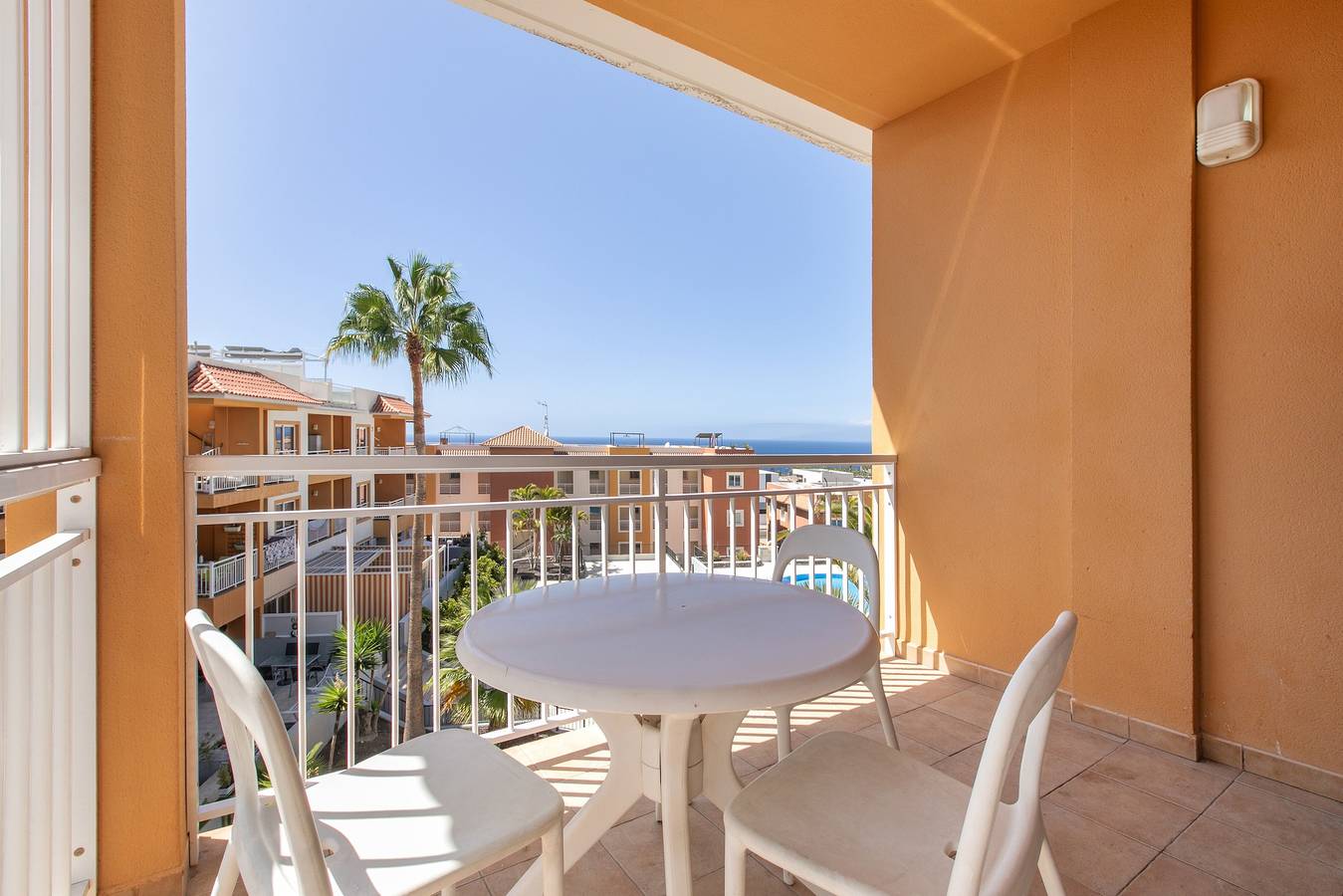 Apartamento entero, Ático 'Callao Penthouse' para Vacaciones con Balcón y Wi-Fi in Callao Salvaje, Adeje