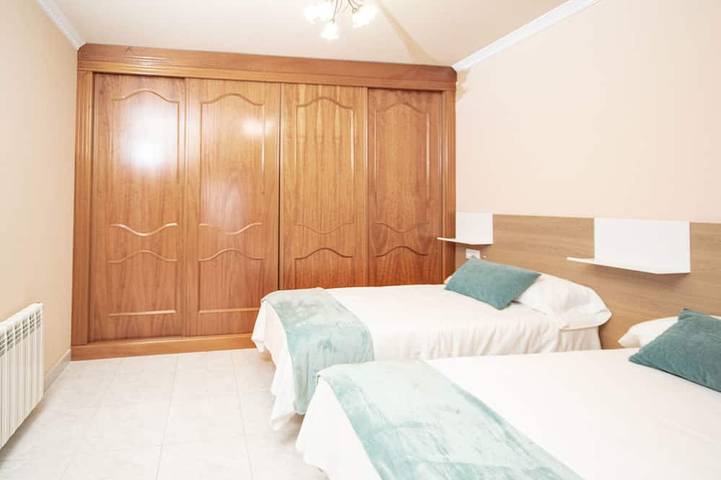 Appartement entier, Ag Flat Rio Miño Carballo, 700m from the center in Carballo, Province de La Corogne