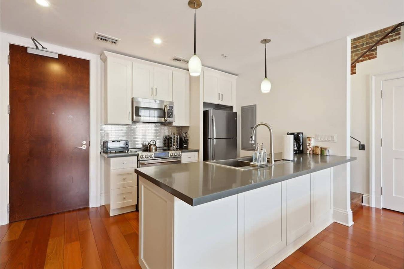 Apartamento entero, Roami at Factors Row in Bourbon St 3Br in New Orleans, Orleans Parish