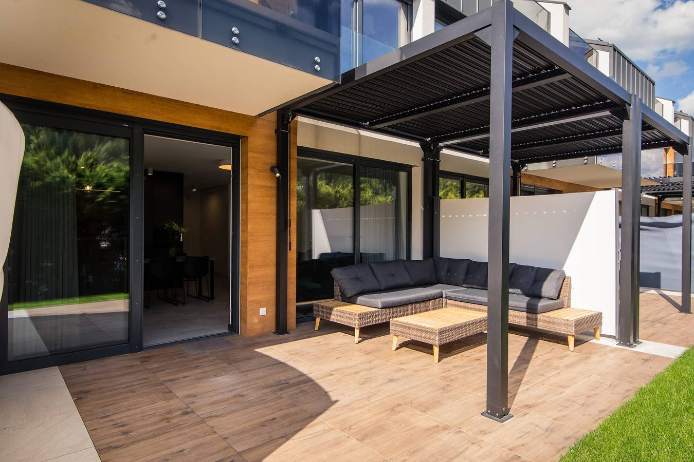 Ganze Wohnung, Tasteful Apartment | Terrace | Parking | Air Conditioning in Schirk, Karpaten (Polen)
