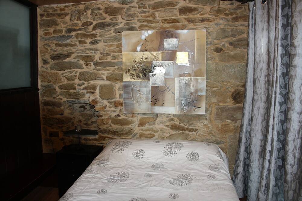 Entire apartment, A Place Of Peace And Luxury In Sanabria www.luzdehadas.com in Robleda-Cervantes, Zamora Province