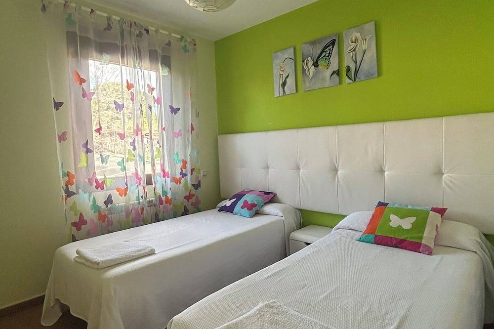 Villa Rural de alquiler íntegro para grupos de 25 personas in Fresnedillas de la Oliva, Provincia de Madrid