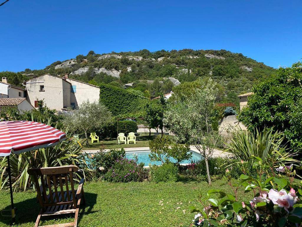 Standard Twin Room with Garden View in Venasque, Parc naturel régional du Mont-Ventoux