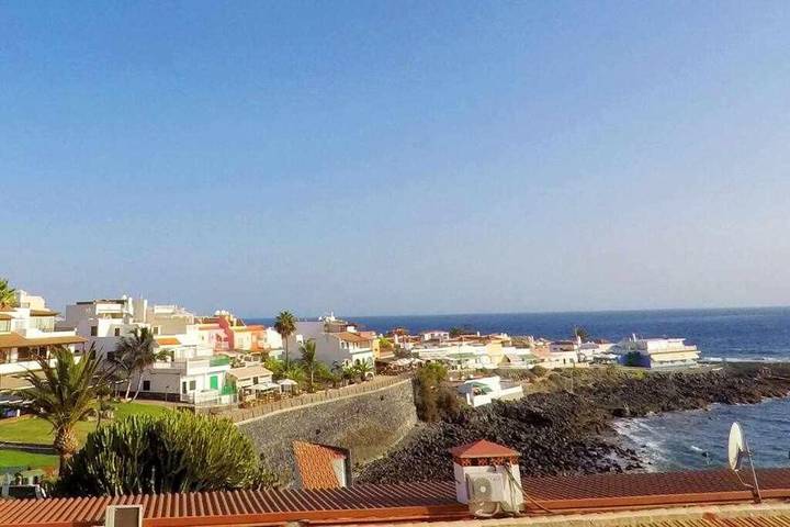 Gîte pour 3 personnes, avec vue ainsi que jardin et balcon dans La Caleta - 3