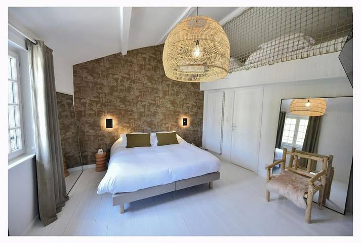 Maison de vacances pour 4 personnes, avec Jacuzzi et Terrasse ainsi que Jardin et Vue