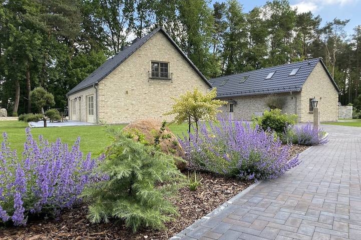 Ferienhaus für 8 Personen, mit Terrasse und Garten - 1