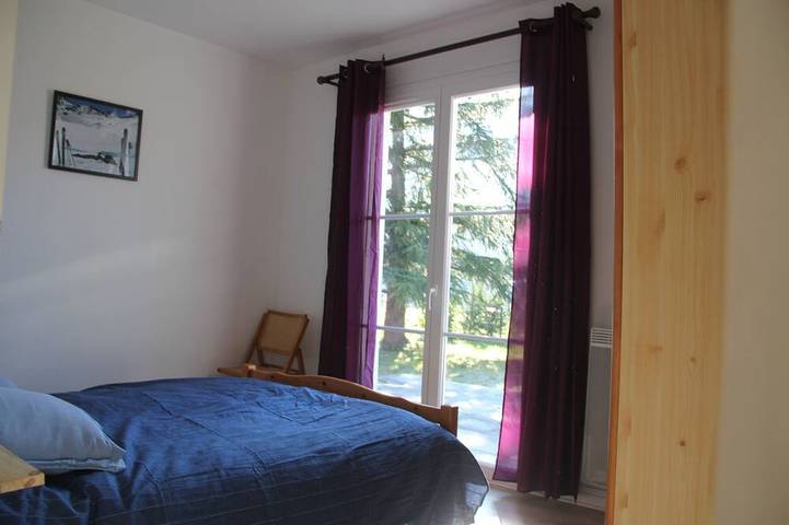 Location de vacances pour 5 personnes, avec terrasse et jardin à Aucun - 3