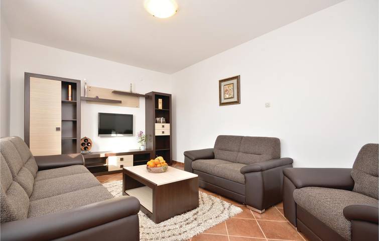 Ferienhaus für 12 Personen, mit Pool und Terrasse, mit Haustier in Obrovac - 4