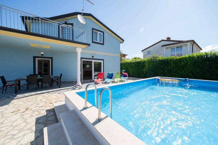 Ferienhaus für 10 Personen, mit Garten, mit Haustier