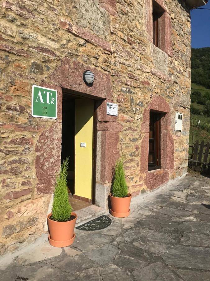 Casa rural para 4 personas, con terraza y vistas en Parque Natural de Somiedo - 3