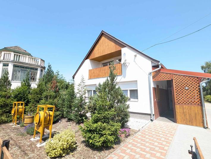 Ferienhaus für 7 Personen, mit Garten in Balatonfenyves