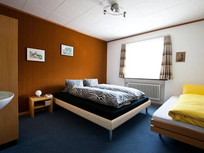 Ganze Wohnung, 2 Zimmer 5 Personen in Sedrun, Tujetsch