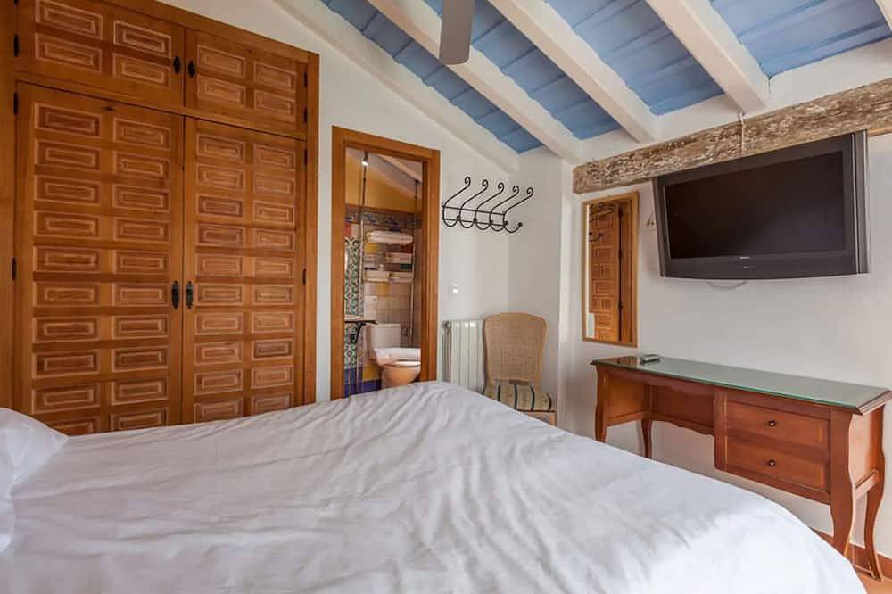 Ganze Wohnung, Penthouse mit eigener Terrasse. in Casco Antiguo, Sevilla