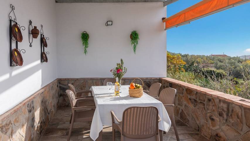 Chalet para 7 personas, con piscina en Antequera - 4