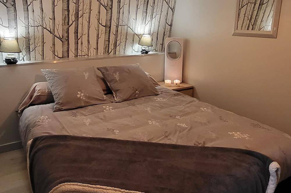 Entire apartment, Apartment sleeps 4 / 6 at the entrance to the gorges du Tarn 2 bedrooms in Paulhe, Parc naturel régional des Grands Causses