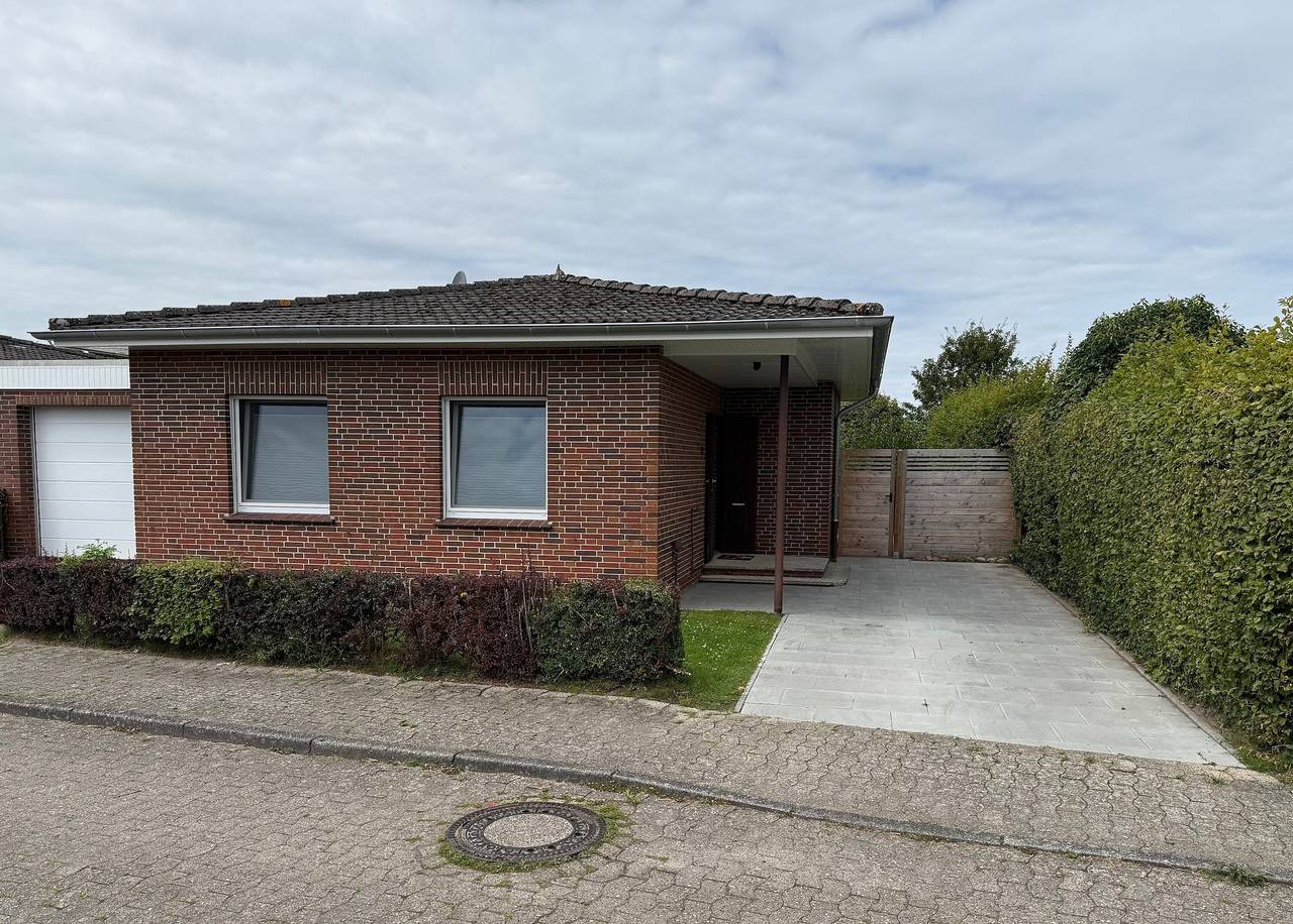 Ferienhaus 'Norderneyweg 10' mit Terrasse und Garten in Schillig Strand, Wangerland