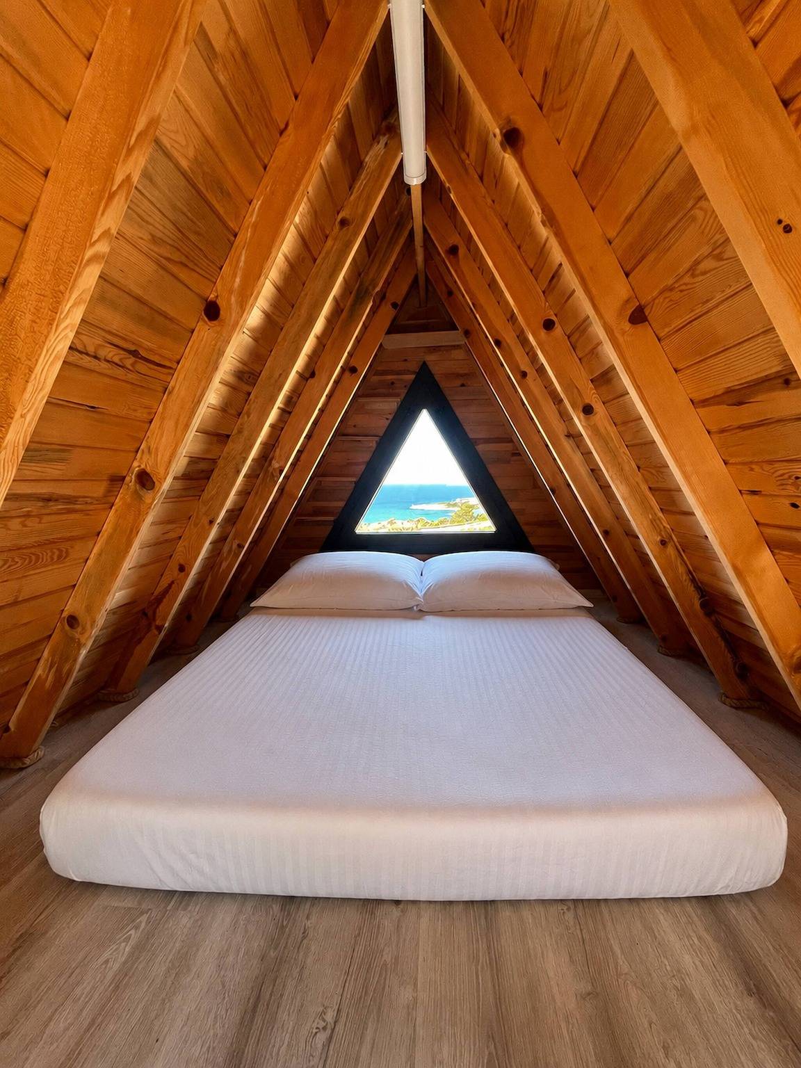 Privater Holzbungalow mit herrlichem Meerblick in Türkische Ägäis