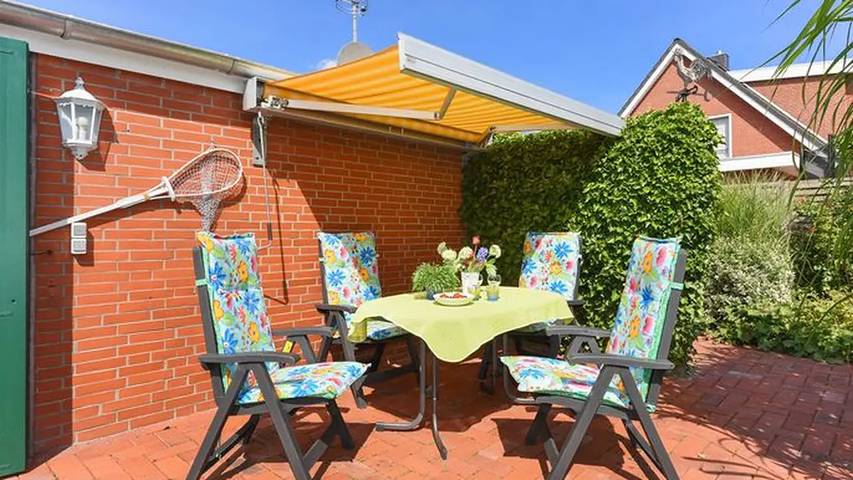 Ferienhaus für 4 Personen, mit Garten in Bensersiel - 2