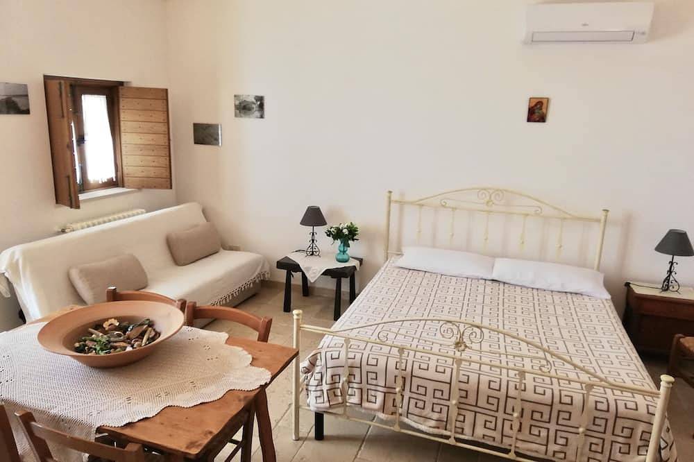 Trullo Bosco Selva with exclusive pool in Comune di Alberobello, Provincia di Bari