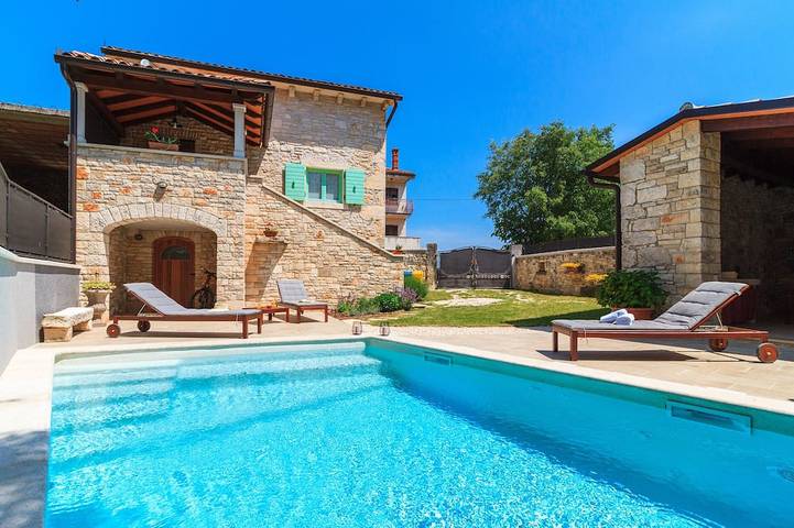 Casa vacanza per 6 persone, con giardino e balcone - 1