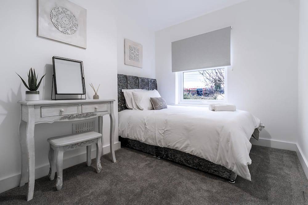 Railway Retreat in Wakefield, West Yorkshire