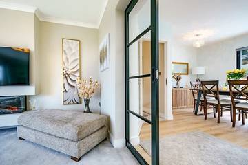 Glamping for 4 People in Belfast, County Down, Photo 2