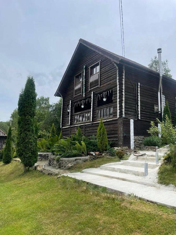 Villa für 9 Personen, mit Balkon und Terrasse sowie Garten und Pool in der Ukraine