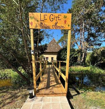 Gîte pour 8 personnes, avec jardin et terrasse à Châtenoy-le-Royal