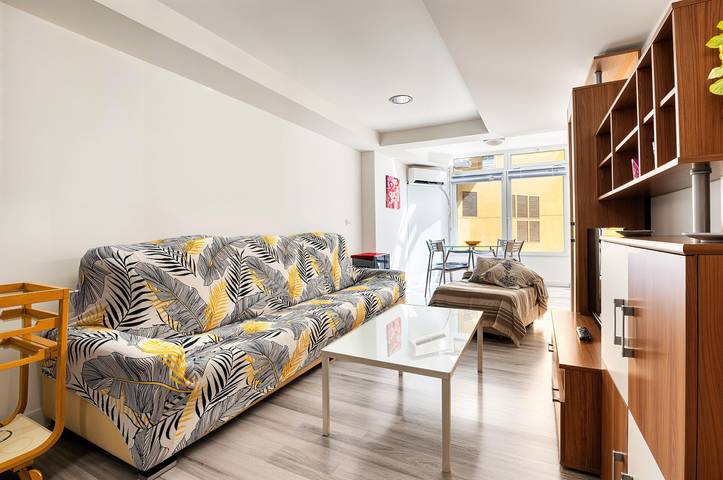 Apartamento entero, Apartamento 'Benidorm Poniente' con piscina comunitaria in Benidorm, Costa Blanca