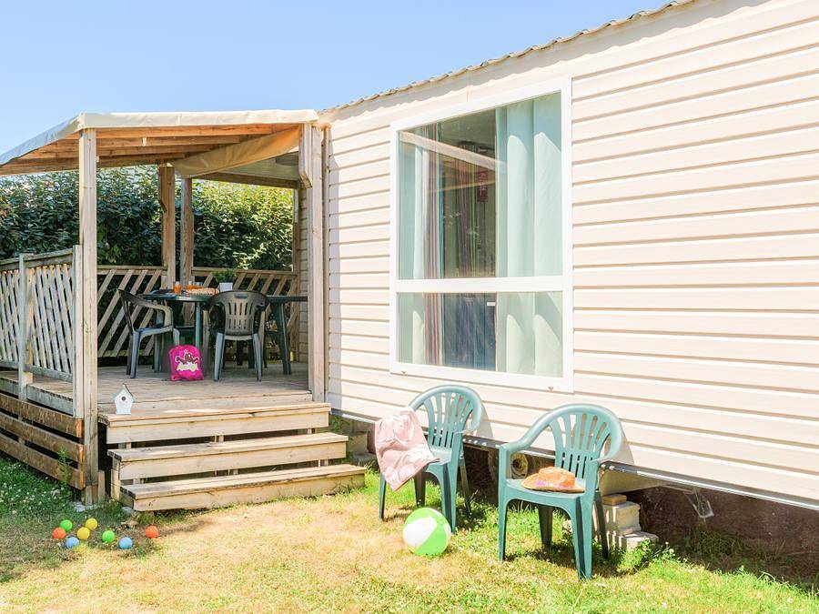 Camping La Corniche - Mobilhome 6 personnes - Loggia Éco 4/6 personnes in Plozévet, Côte de Cornouaille