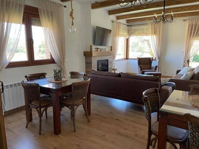 Casa rural para 2 personas, con jardín además de vistas al lago y vistas en Comarca de Ciudad Rodrigo - 2