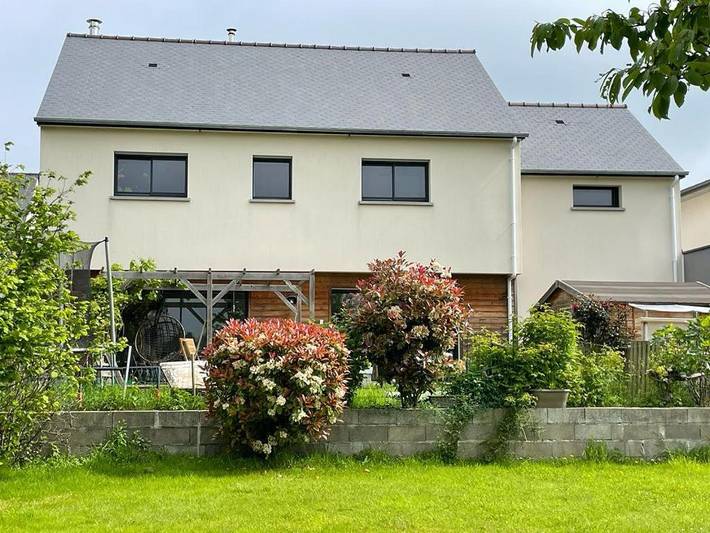Gîte pour 2 personnes, avec vue et balcon à Liffré