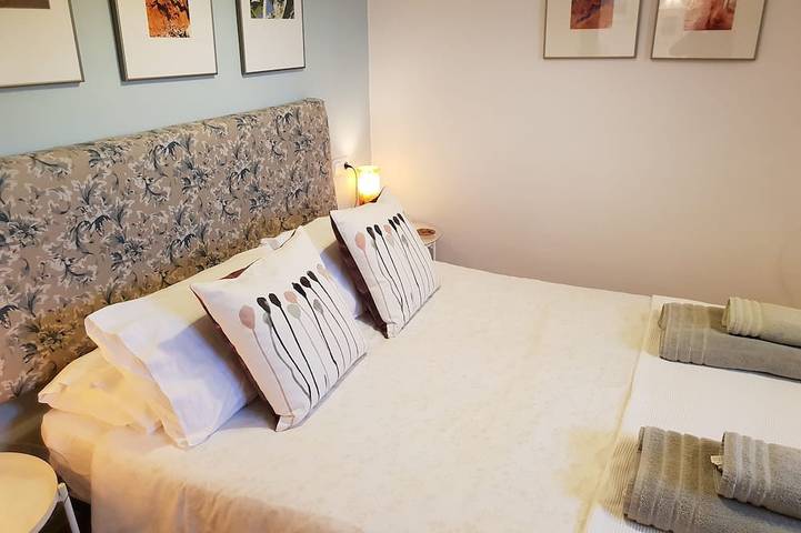 Apartamento con jardín en el corazón del campo, cerca de pueblos locales. in Pórtugos, Cordillera Penibética