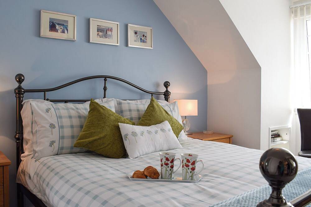 4 bedroom accommodation in Crail, near Anstruther in Crail, Fife region