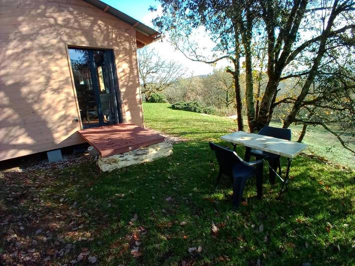 Location de vacances pour 3 personnes, avec jardin et vue à Saint-Léon-sur-Vézère - 3