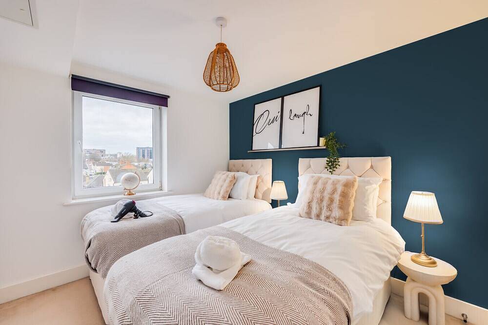 Charming Apartment • Balcony • Parking • Fast Wifi • Smart Tv in Milton Keynes, Südostengland
