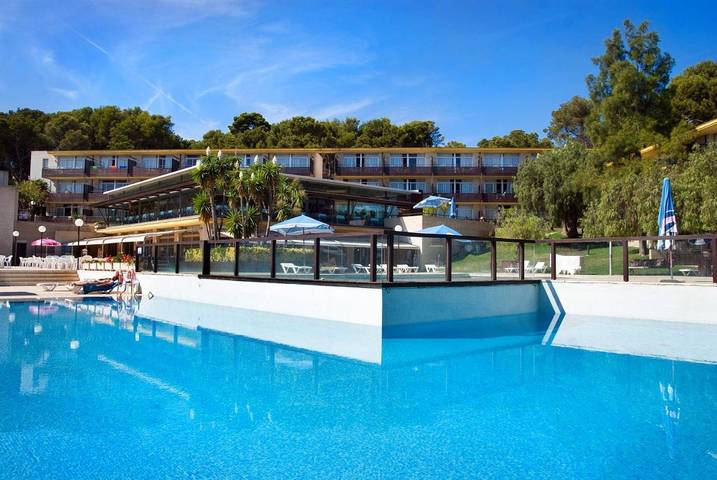 Apartahotel para 10 personas, con Terraza y Jardín en la Costa Brava
