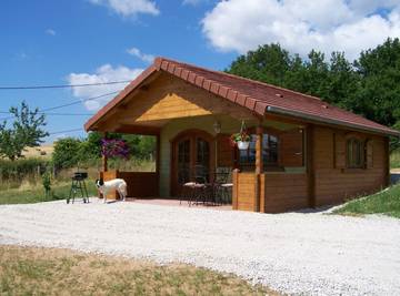 Gîte pour 4 personnes, avec terrasse dans Saône-et-Loire