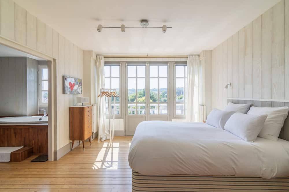 Magnifique villa normande classée proche de Deauville avec jardin paysager in Villers-sur-Mer, Région de Lisieux