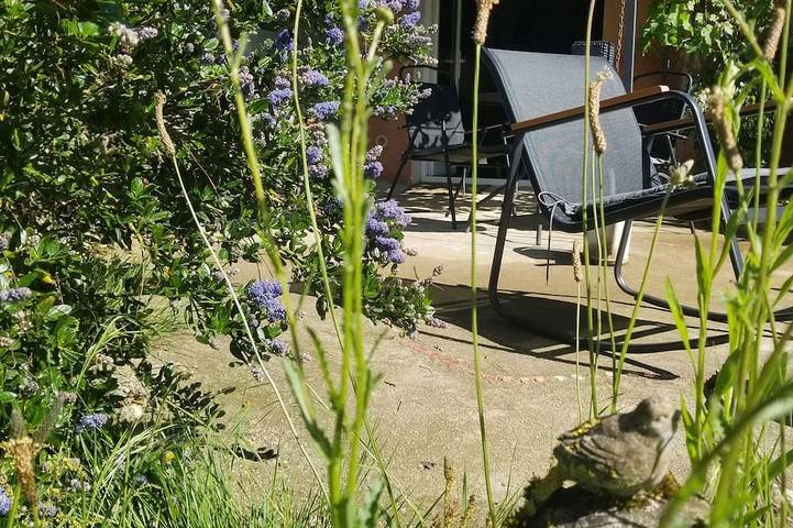 Gîte pour 2 personnes, avec terrasse et jardin à Saint-Julien-le-Petit