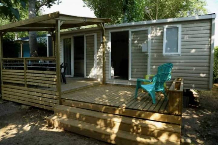 Camping pour 8 personnes près du Canal du Midi