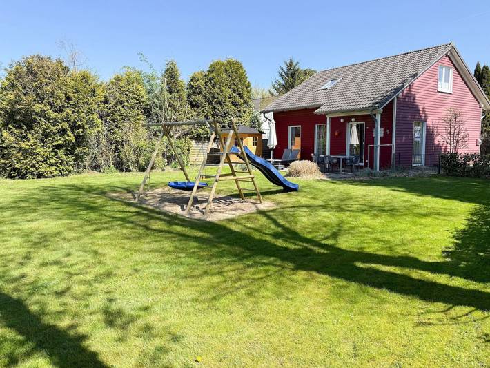 Ferienhaus für 6 Personen, mit Terrasse und Sauna sowie Garten, mit Haustier in Niendorf - 4