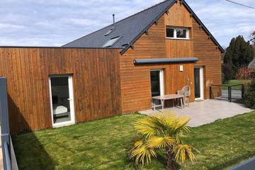 Gîte pour 6 personnes, avec terrasse et jardin dans Golf Club des Sables d'Or