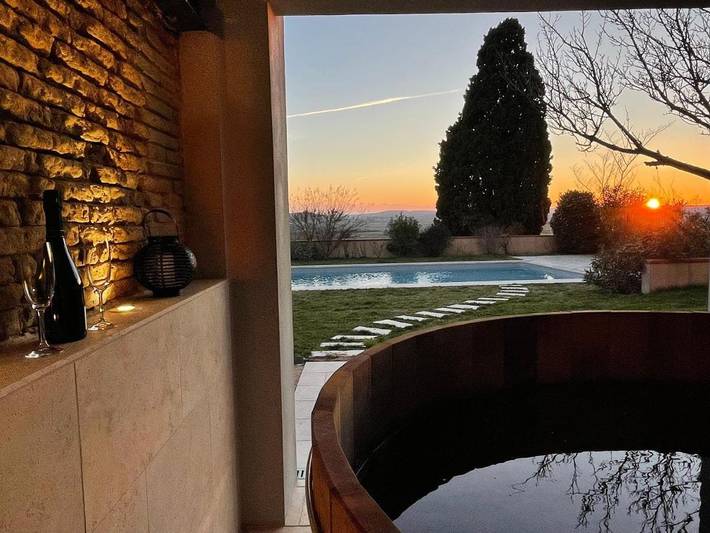 Chambre d’hôte pour 2 personnes, avec jardin et piscine ainsi que jacuzzi et sauna dans Haute-Garonne - 3