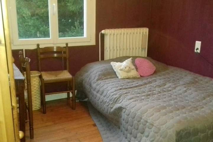 Location de vacances pour 6 personnes, avec jardin et balcon à Saint-Chély-d'Apcher - 2