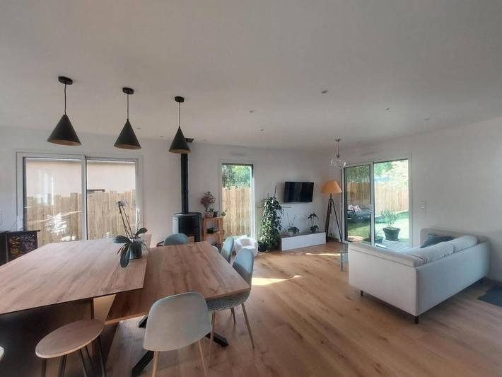 Location de vacances pour 6 personnes, avec vue et jardin, adapté aux familles à Le Minihic-sur-Rance - 3